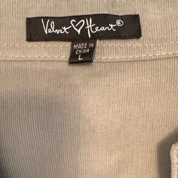 Corduroy Long Sleeve Tiered Dress Size L with Pockets - Picture 6 of 6